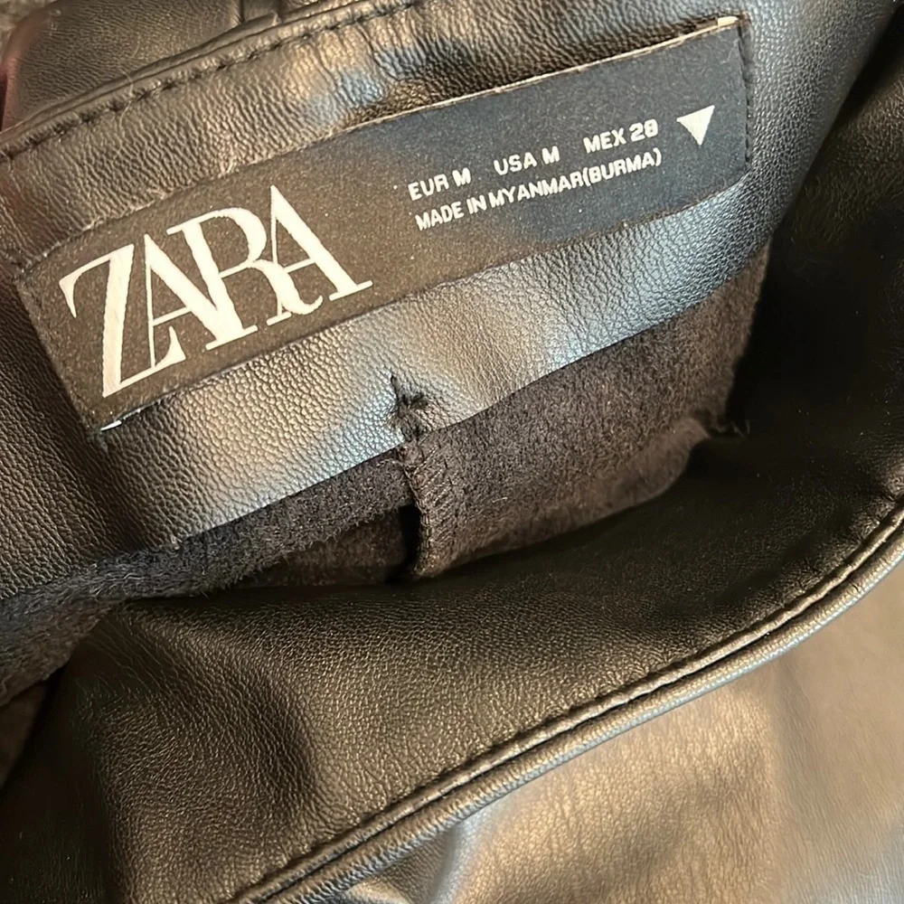 Zara Black Faux Leather Straight Pants Size M